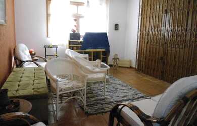 Imagem: A casa possui 3 Dormitórios, 2 Vagas na garagem e está localizado