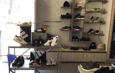 Imagem 10: Vendo Ponto Comercial. Ar-condicionado, 350m² de Áreae3 Vagas na garagem