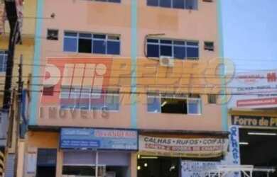 Imagem: O depósito possui 4 Vagas na garagem, 610m² de Área e está