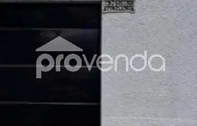 Imagem: A casa possui 2 Dormitórios, 2 Banheiros, 1 Vaga na garagem