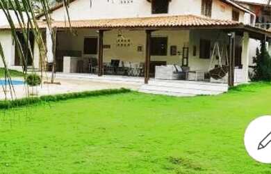 Imagem: A casa possui 5 Dormitórios, 3 Banheiros, 5 Vagas na garagem