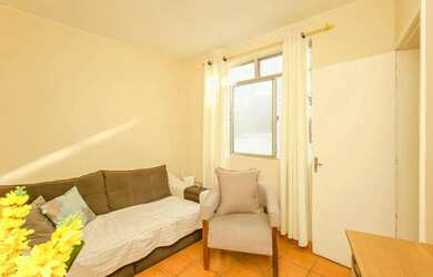 Imagem: O apartamento possui 2 Dormitórios, 2 Banheiros, 74m² de Área