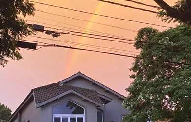 Imagem: A casa em condomínio possui 4 Dormitórios, 5 Banheiros, 4