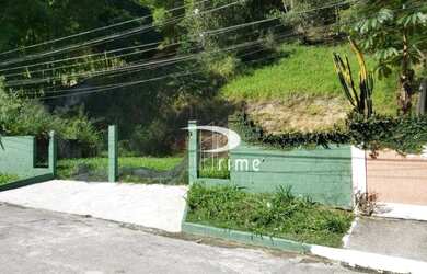 Imagem: O terreno possui 750m² de Área e está localizado em Serra