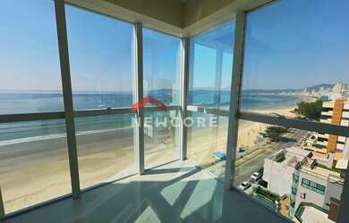 Imagem: O apartamento possui 4 Dormitórios, 5 Banheiros, 4 Vagas na