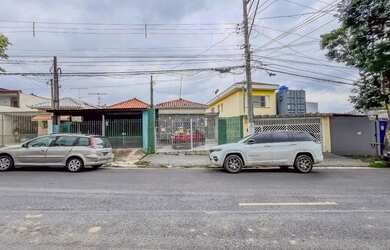 Imagem: A casa possui 2 Dormitórios, 1 Banheiro, 1 Vaga na garagem