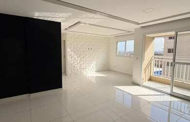 Imagem: O apartamento possui 3 Dormitórios, 1 Banheiro, 1 Vaga na garagem