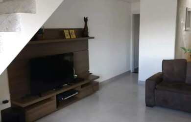 Imagem: A casa possui 3 Dormitórios, 4 Banheiros, 4 Vagas na garagem