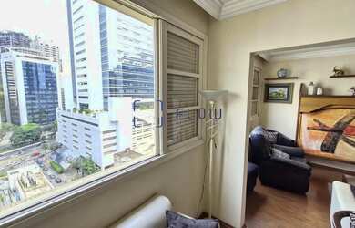 Imagem: O apartamento possui 1 Dormitório, 2 Banheiros, 1 Vaga na garagem