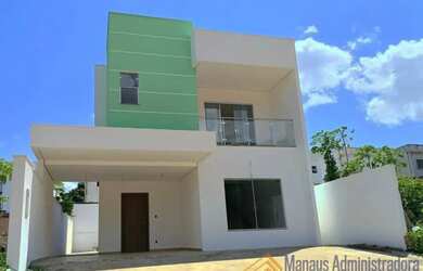 Imagem: A casa possui 3 Dormitórios, 4 Banheiros, 2 Vagas na garagem