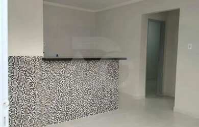 Imagem: O apartamento possui 2 Dormitórios, 1 Banheiro, 2 Vagas na