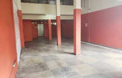 Imagem: O depósito possui 110m² de Área e está localizado em Gutierrez