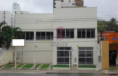 Imagem: O depósito possui 5 Vagas na garagem, 500m² de Área e está