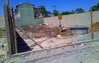 Imagem: O terreno possui 366m² de Área e está localizado em Terra