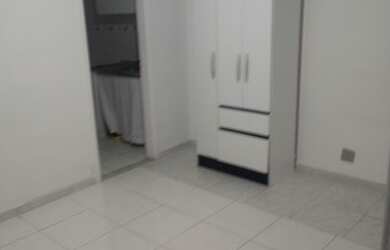 Imagem: O apartamento possui 1 Banheiro, 30m² de Área e está localizado