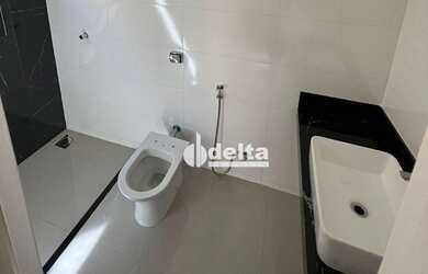 Imagem 7: Casa com 3 dormitórios à venda, 200 m² por R$ 850.000,00 - Vigilato...