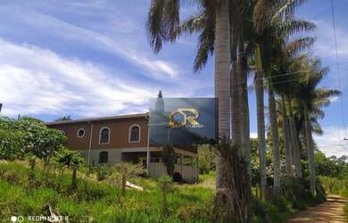 Imagem: A chácara possui 400m² de Área e está localizado em Taboão