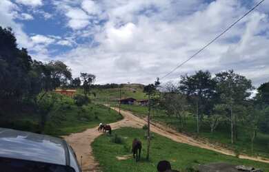 Imagem 2: Terreno de 1000 metros quadrados ótimo investimento para quem investir