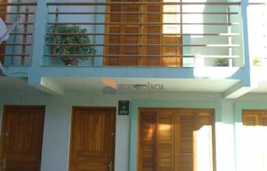 Imagem: A casa possui 2 Dormitórios, 1 Banheiro, 1 Vaga na garagem