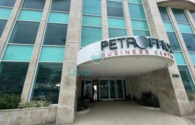 Imagem: O depósito possui 1 Vaga na garagem, 27m² de Área e está