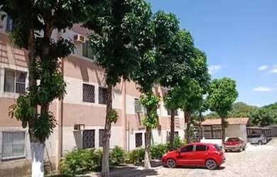 Imagem: O apartamento possui 3 Dormitórios, 1 Banheiro e 1 Vaga na