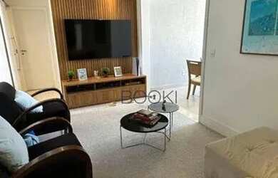 Imagem: O apartamento possui 2 Dormitórios, 2 Banheiros, 2 Vagas na