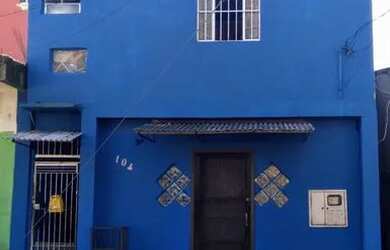 Imagem: A casa possui 4 Dormitórios, 2 Banheiros e está localizado