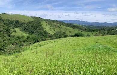 Imagem: O terreno possui 500m² de Área e está localizado em Centro