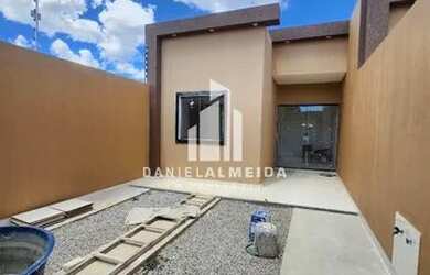 Imagem: A casa à venda possui 3 Dormitórios, 2 Banheiros e 2 Vagas