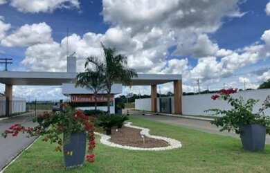 Imagem: O terreno possui 396m² de Área e está localizado em Tarumã