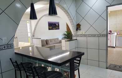 Imagem 6: Casa mobiliada. Piscina, 2 Banheirose2 Dormitórios