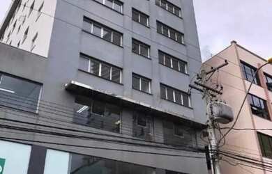 Imagem: O apartamento possui 1 Dormitório, 1 Banheiro, 38m² de Área