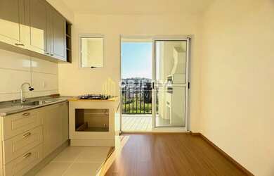 Imagem: O apartamento possui 2 Dormitórios, 1 Banheiro, 1 Vaga na garagem