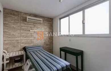 Imagem: O apartamento possui 4 Dormitórios, 5 Banheiros, 3 Vagas na