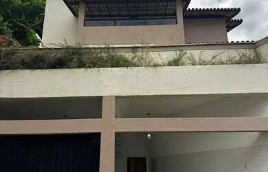 Imagem: A casa em condomínio possui 3 Dormitórios, 4 Banheiros, 2