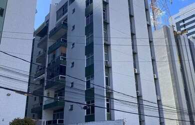 Imagem: O apartamento possui 3 Dormitórios, 1 Banheiro, 1 Vaga na garagem