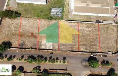 Imagem: O terreno possui 9.337m² de Área e está localizado em Iv