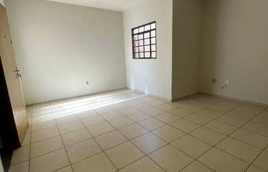 Imagem 2: Aluga-se apto padrão na Av Vetorazzo por imobiliária com fiador ou seguro...