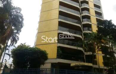 Imagem: O apartamento possui 5 Dormitórios, 5 Banheiros, 3 Vagas na