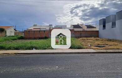 Imagem: O terreno possui 250m² de Área e está localizado em Jardim