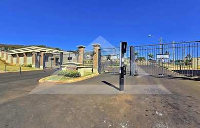 Imagem: A casa em condomínio possui 3 Dormitórios, 4 Banheiros, 2