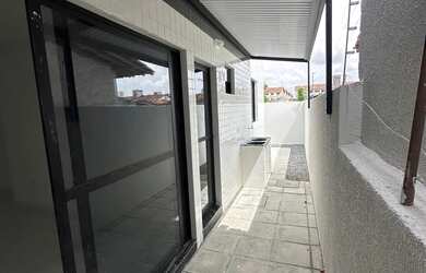 Imagem: O apartamento possui 2 Dormitórios, 2 Banheiros, 55m² de Área