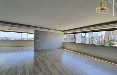 Imagem 2: No Higienópolis, um apartamento alto padrão por andar