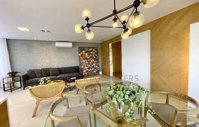 Imagem: O apartamento possui 3 Dormitórios, 5 Banheiros, 3 Vagas na