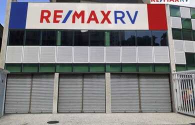 Imagem: O depósito possui 155m² de Área e está localizado em Praça