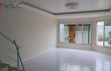 Imagem: A casa possui 4 Dormitórios, 4 Banheiros, 1 Vaga na garagem