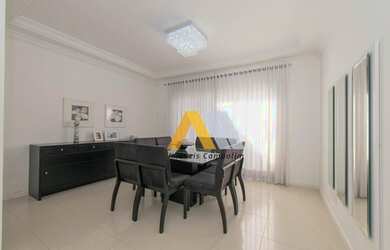 Imagem: A casa em condomínio possui 3 Dormitórios, 5 Banheiros, 5