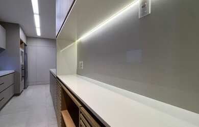 Imagem 11: Mansão com Piscina no Dahma - Arquitetura assinada por Paulo Rehm