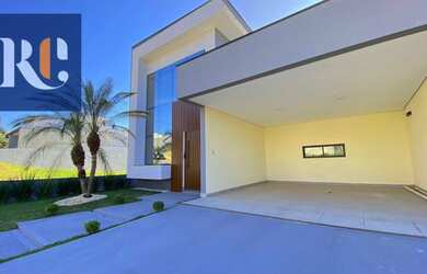 Imagem: A casa em condomínio possui 3 Dormitórios, 3 Banheiros, 4