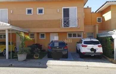 Imagem: A casa em condomínio possui 3 Dormitórios, 2 Banheiros, 1